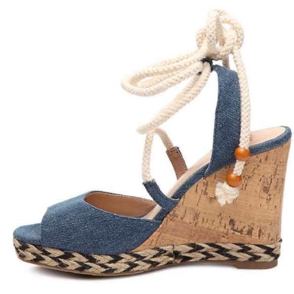 Mix No. 6 Venesa Wedge Sandal - Picture 2 of 8